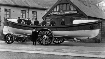 Commemorative Silver Salver - Aberyswyth Lifeboat, Alfred Smith, Gale September 26th 1899